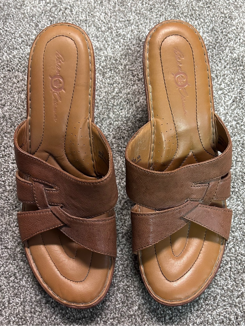 Comfort Leather Slide Sandals - Brown
